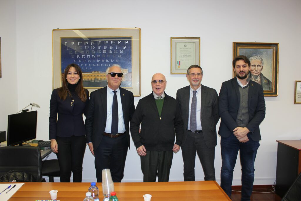 Da sinistra a destra nella foto l'Assessore Elena Lucchini, il Vice Presidente Nicola Stilla, il Presidente Pietro Piscitelli, il Sindaco Paolo Pilotto e il Consigliere regionale Alessandro Corbetta